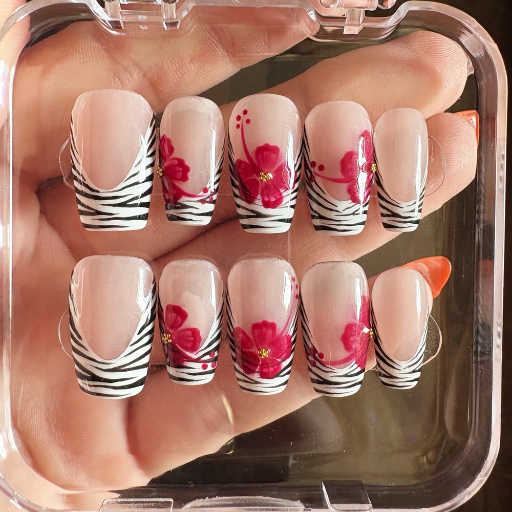 Y2K Floral Zebra Press-On Nails